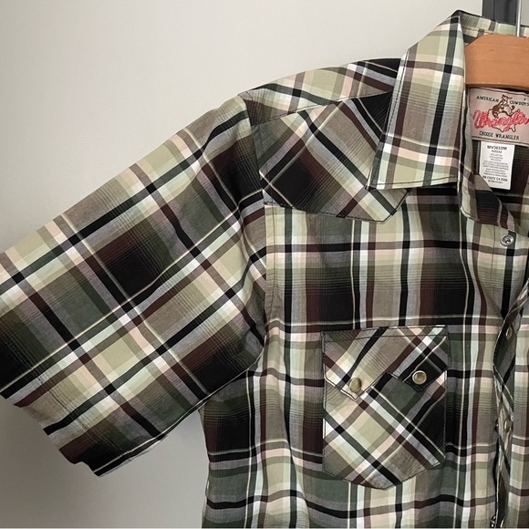Vintage Wrangler Plaid Short Sleeve Casual Button Down Shirt Snap Buttons Mens - Picture 3 of 6